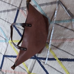 Portland leather goods tote with zipper